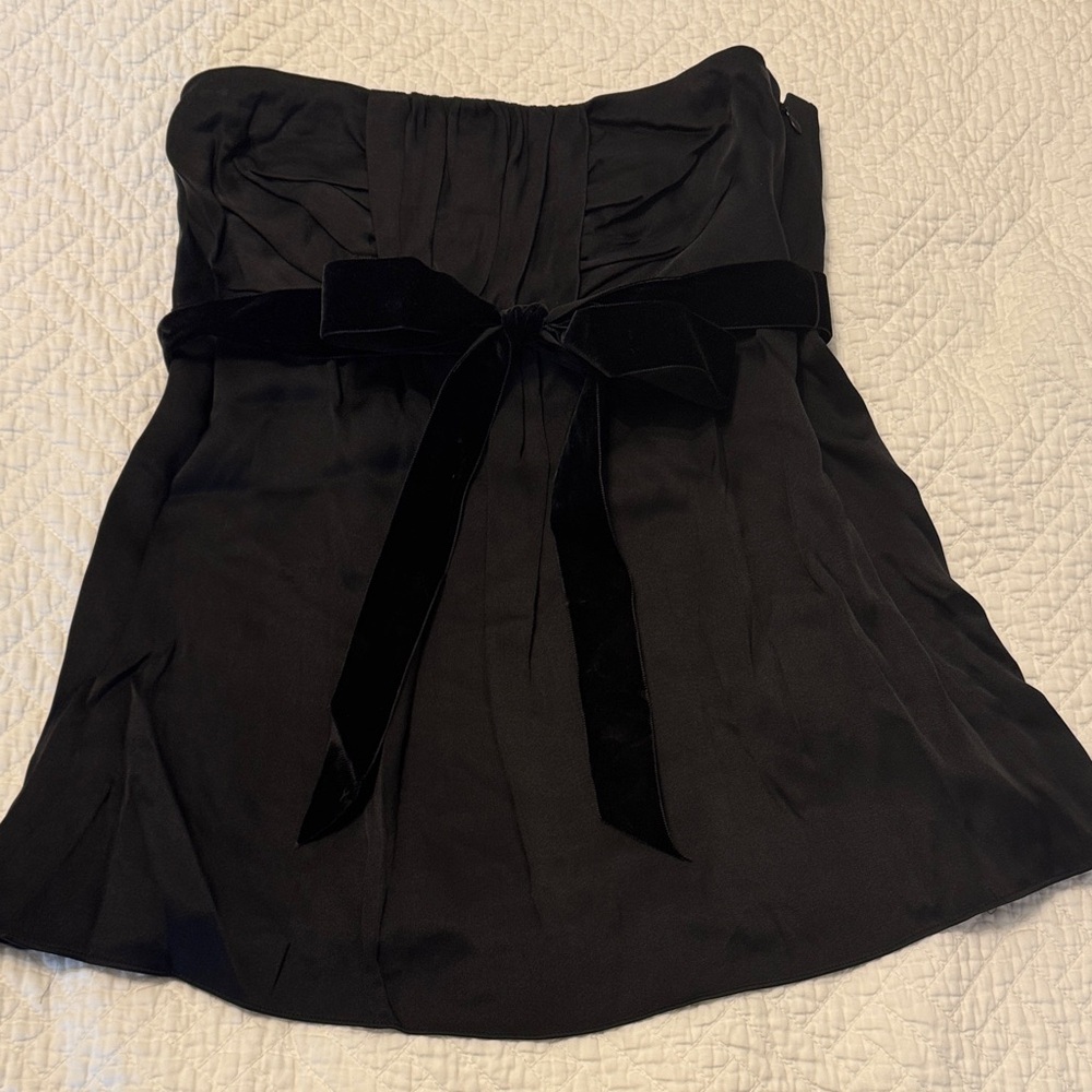 Banana Republic Elegant Top, size 6